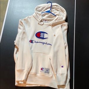 Men’s NWOT Champion Hoodie